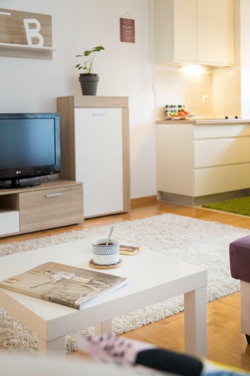 Cute And Sunny Studio In Zagreb With Balcony & Free Parking Zewnętrze zdjęcie