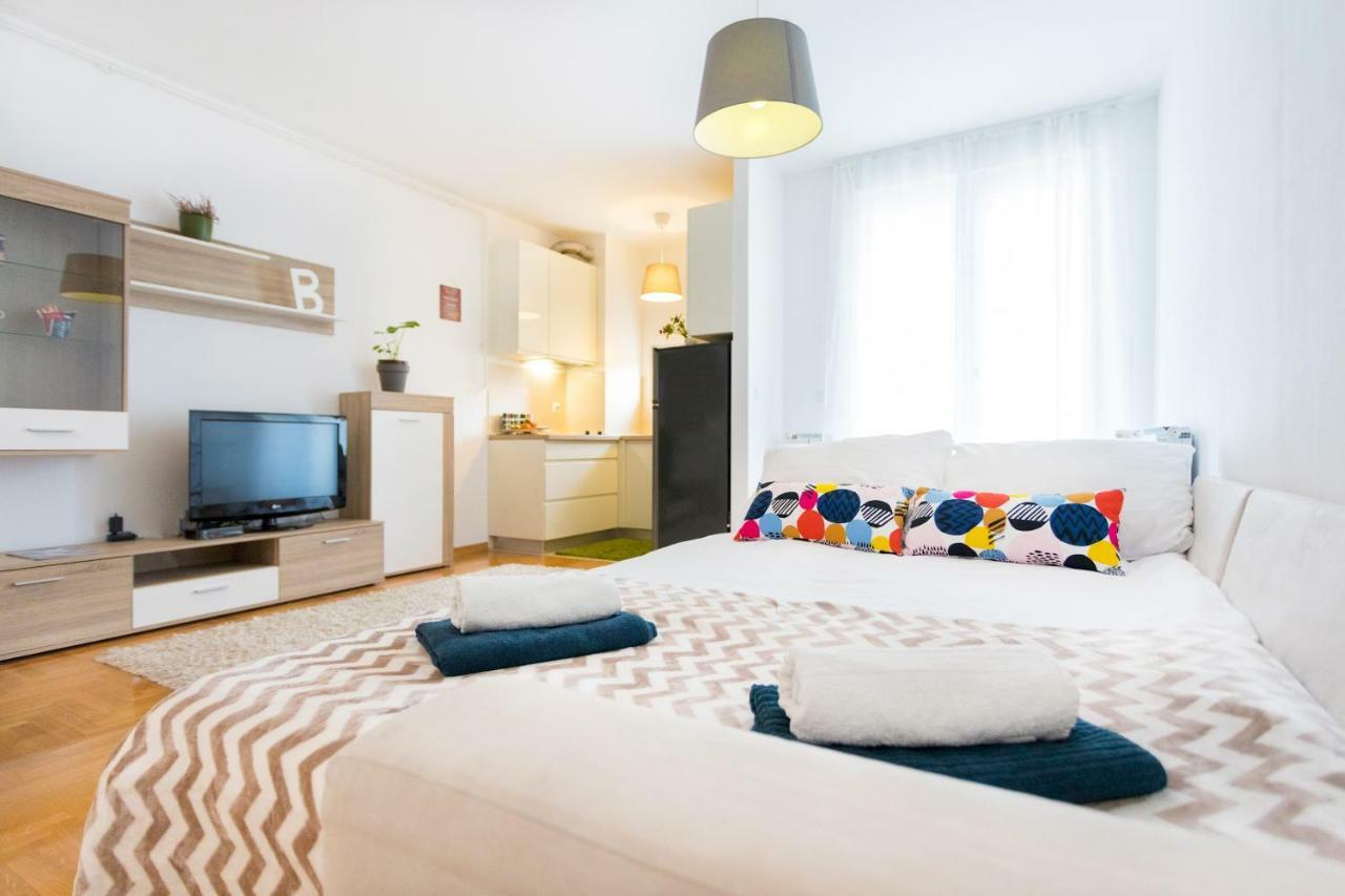 Cute And Sunny Studio In Zagreb With Balcony & Free Parking Zewnętrze zdjęcie