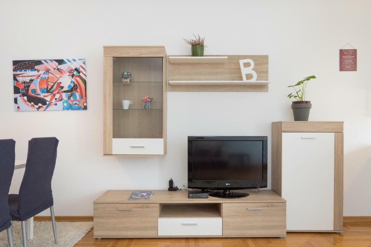Cute And Sunny Studio In Zagreb With Balcony & Free Parking Zewnętrze zdjęcie